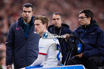 2024-03-03 - Frenkie de Jong of FC Barcelona injured during the Spanish championship La Liga football match between Athletic Club and FC Barcelona on March 3, 2024 at San Mames in Bilbao, Spain - FOOTBALL - SPANISH CHAMP - ATHLETIC CLUB V FC BARCELONA - SPANISH LA LIGA - SOCCER