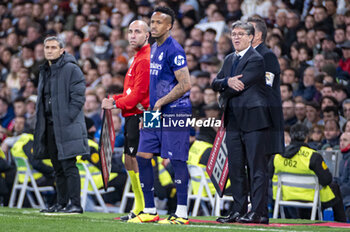 2024-03-31 - Eder Militao of Real Madrid enters the field after long months of absence due to injury during the La Liga EA Sports 2023/24 football match between Real Madrid vs Athletic Club Bilbao at Santiago Bernabeu stadium in Madrid, Spain. - REAL MADRID VS ATHLETIC CLUB BILBAO - SPANISH LA LIGA - SOCCER