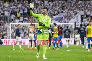 2024-05-04 - MADRID, SPAIN - MAY 04: Thibaut Courtois of Real Madrid cheers the fans during the La Liga EA Sports 2023/24 football match between Real Madrid vs Cadiz CF at Estadio Santiago Bernabeu on May 04, 2024 in Madrid, Spain. - REAL MADRID VS CADIZ - SPANISH LA LIGA - SOCCER