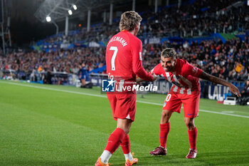 2024-05-15 - Antoine Griezmann of Atletico de Madrid celebrates a goal with Angel Correa during the Spanish championship La Liga football match between Getafe CF and Atletico de Madrid on May 15, 2024 at Coliseum stadium in Getafe, Madrid, Spain - FOOTBALL - SPANISH CHAMP - GETAFE V ATLETICO MADRID - SPANISH LA LIGA - SOCCER