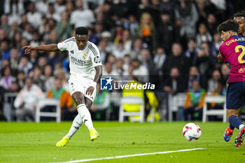 2024-10-26 - Vinicius Junior of Real Madrid during the Spanish championship La Liga football match between Real Madrid CF and FC Barcelona on 26 October 2024 at Santiago Bernabeu stadium in Madrid, Spain - FOOTBALL - SPANISH CHAMP - REAL MADRID V FC BARCELONA - SPANISH LA LIGA - SOCCER