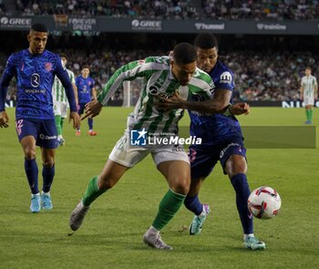 2024-10-27 - La Liga EA Sports soccer match Betis vs Atletico de Madrid at Benito Villamarin Stadium in Sevilla, Spain 27 October 2024 27/10/2024 SEVILLA JORNADA11 LIGA 1ª DIVISION ESTADIO BENITO VILLAMARIN 900/Cordon Press - LA LIGA: BETIS VS ATLETICO DE MADRID - SPANISH LA LIGA - SOCCER