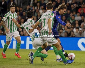 2024-10-27 - La Liga EA Sports soccer match Betis vs Atletico de Madrid at Benito Villamarin Stadium in Sevilla, Spain 27 October 2024 27/10/2024 SEVILLA JORNADA11 LIGA 1ª DIVISION ESTADIO BENITO VILLAMARIN 900/Cordon Press - LA LIGA: BETIS VS ATLETICO DE MADRID - SPANISH LA LIGA - SOCCER