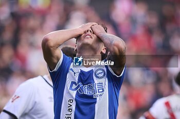 2024-10-26 - La Liga EA Sports soccer match Rayo Vallecano vs Alaves at Vallecas Stadium in Madrid, Spain 26 October 2024 900/Cordon Press - LA LIGA: RAYO VALLECANO VS ALAVES - SPANISH LA LIGA - SOCCER