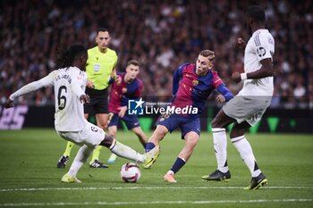 2024-10-26 - Spanish La Liga EA Sports soccer match Real Madrid vs FC Barcelona at Santiago Bernabeu stadium in Madrid, Spain 26 October 2024 Camavinga and Fermin 900/Cordon Press - LA LIGA: REAL MADRID VS FC BARCELONA - SPANISH LA LIGA - SOCCER