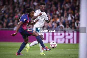 2024-10-26 - Spanish La Liga EA Sports soccer match Real Madrid vs FC Barcelona at Santiago Bernabeu stadium in Madrid, Spain 26 October 2024 Vinicius Jr and Kounde 900/Cordon Press - LA LIGA: REAL MADRID VS FC BARCELONA - SPANISH LA LIGA - SOCCER