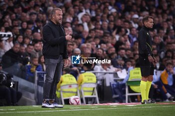 2024-10-26 - Spanish La Liga EA Sports soccer match Real Madrid vs FC Barcelona at Santiago Bernabeu stadium in Madrid, Spain 26 October 2024 Hans Flick 900/Cordon Press - LA LIGA: REAL MADRID VS FC BARCELONA - SPANISH LA LIGA - SOCCER