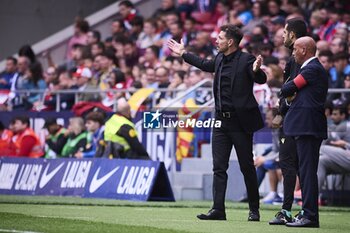 2024-11-03 - Spanish La Liga EA Sports soccer match Atletico de Madrid vs Las Palmas at Riyadh Air Metropolitano Stadium in Madrid, Spain 03 November 2024 Simeone 900/Cordon Press - LA LIGA: ATLETICO DE MADRID VS LAS PALMAS - SPANISH LA LIGA - SOCCER