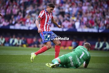 2024-11-03 - Spanish La Liga EA Sports soccer match Atletico de Madrid vs Las Palmas at Riyadh Air Metropolitano Stadium in Madrid, Spain 03 November 2024 Molina and Jasper Cillessen 900/Cordon Press - LA LIGA: ATLETICO DE MADRID VS LAS PALMAS - SPANISH LA LIGA - SOCCER