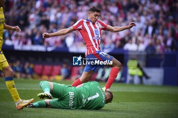 2024-11-03 - Spanish La Liga EA Sports soccer match Atletico de Madrid vs Las Palmas at Riyadh Air Metropolitano Stadium in Madrid, Spain 03 November 2024 Molina and Jasper Cillessen 900/Cordon Press - LA LIGA: ATLETICO DE MADRID VS LAS PALMAS - SPANISH LA LIGA - SOCCER