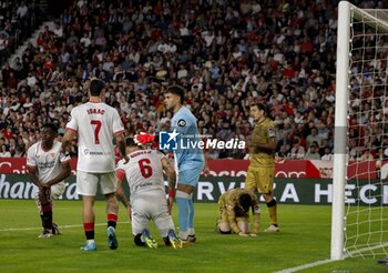 2024-11-03 - Spanish La Liga EA Sports soccer match Sevilla vs Real Sociedad at Ramon Sanchez Pizjuan Stadium in Sevilla, Spain 03 November 2024 JORNADA 12 LIGA 1ª DIVISION ESTADIO SANCHEZ PIZJUAN SEVILLA FC-REAL SOCIEDAD. 900/Cordon Press - LA LIGA: SEVILLA VS REAL SOCIEDAD - SPANISH LA LIGA - SOCCER