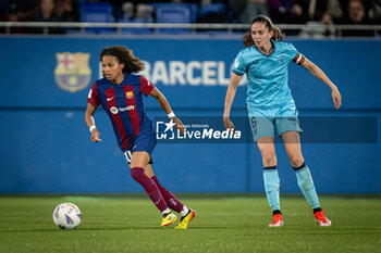 2024-05-10 - Vicky Lopez (FC Barcelona) controls the ball Liga F match between FC Barcelona Fem and Ahtletic Club Fem at Estadi Johan Cruyff, in Barcelona, ,Spain on May 10, 2024. Photo by Felipe Mondino - FC BARCELONA FEM - ATHLETIC CLUB FEM - SPANISH PRIMERA DIVISION WOMEN - SOCCER