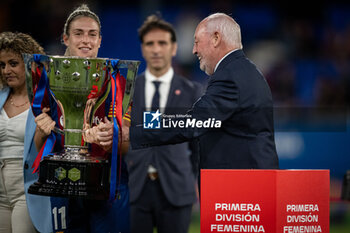 2024-05-10 - Alexia Putellas (FC Barcelona) with the Liga F trophy during Liga F match between FC Barcelona Fem and Ahtletic Club Fem at Estadi Johan Cruyff, in Barcelona, ,Spain on May 10, 2024. Photo by Felipe Mondino - FC BARCELONA FEM - ATHLETIC CLUB FEM - SPANISH PRIMERA DIVISION WOMEN - SOCCER