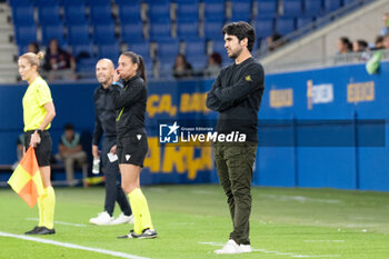 2024-09-13 - Pere Romeu, coach of FC Barcelona during the Spanish championship La ligaF football match between FC Barcelona and Real Sociedad on September 13 at Johan Cruyff stadium in Barcelona, Spain - BARCELONA VS REAL SOCIEDAD - SPANISH PRIMERA DIVISION WOMEN - SOCCER