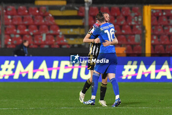 2024-01-07 - Juventus Women celebrates the victory after Women's Italian Supercup match between Juventus Women vs AS Roma Women on 7 January 2023 at the Stadio Giovanni Zini, Cremona - AS ROMA VS JUVENTUS FC - WOMEN SUPERCOPPA - SOCCER