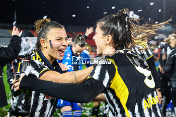 2024-01-07 - Arianna Caruso (Juventus Women) and Sofia Cantore (Juventus Women) celebrate the victory of the Italian Super Cup - AS ROMA VS JUVENTUS FC - WOMEN SUPERCOPPA - SOCCER
