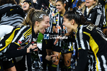 2024-01-07 - Linda Sembrant (Juventus Women) and Sofia Cantore (Juventus Women) celebrate the victory of the Italian Super Cup - AS ROMA VS JUVENTUS FC - WOMEN SUPERCOPPA - SOCCER
