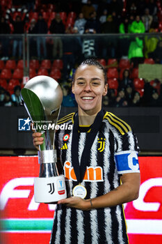 2024-01-07 - Lisa Boattin (Juventus Women) celebrate the victory of the Italian Super Cup - AS ROMA VS JUVENTUS FC - WOMEN SUPERCOPPA - SOCCER