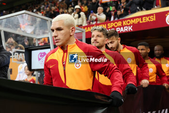 2024-01-15 - Torreira entering on the pitch during Galatasaray Kayserispor at the Rams Park in Istanbul, Turkey 15-01-2024 - GALATASARAY VS KAYSERISPOR - TURKISH SUPER LEAGUE - SOCCER