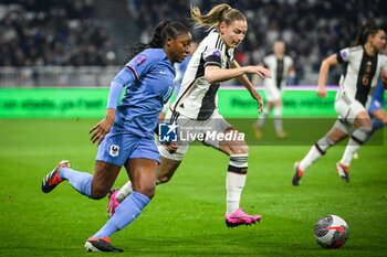 2024-02-23 - Kadidiatou DIANI of France and Sarai LINDER of Germany during the UEFA Women's Nations League, Semi-final football match between France and Germany on February 23, 2024 at Groupama Stadium in Decines-Charpieu near Lyon, France - FOOTBALL - WOMEN'S NATIONS LEAGUE - FRANCE V GERMANY - UEFA NATIONS LEAGUE - SOCCER