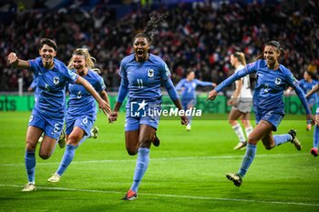 2024-02-23 - Kadidiatou DIANI of France celebrate his goal with Amandine HENRY of France, Elisa DE ALMEIDA of France and Maelle LAKRAR of France during the UEFA Women's Nations League, Semi-final football match between France and Germany on February 23, 2024 at Groupama Stadium in Decines-Charpieu near Lyon, France - FOOTBALL - WOMEN'S NATIONS LEAGUE - FRANCE V GERMANY - UEFA NATIONS LEAGUE - SOCCER