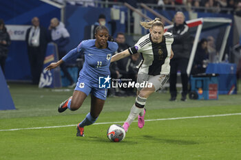 2024-02-23 - Kadidiatou Diani of France, Sarai Linder of Germany during the UEFA Women's Nations League, Semi-final football match between France and Germany on February 23, 2024 at Groupama Stadium in Decines-Charpieu near Lyon, France - FOOTBALL - WOMEN'S NATIONS LEAGUE - FRANCE V GERMANY - UEFA NATIONS LEAGUE - SOCCER