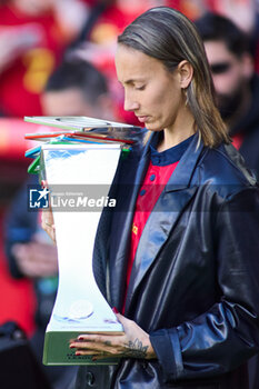 2024-03-09 - Virginia Torrecillas of Spain with the thophy during the UEFA Women's Nations League, Final football match between Spain and France on February 28, 2024 at La Cartuja stadium in Sevilla, Spain - FOOTBALL - WOMEN'S NATIONS LEAGUE - FINAL - SPAIN V FRANCE - UEFA NATIONS LEAGUE - SOCCER