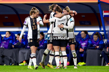 2024-02-28 - Lena Oberdorf of Germany, Giulia Gwinn of Germany, Vivien Endemann of Germany celebrates her sides win during the UEFA Women's Nations League, third place football match between Netherlands and Germany on February 28, 2024 at Abe Lenstra Stadion in Heerenveen, Netherlands - FOOTBALL - WOMEN'S NATIONS LEAGUE - 3RD PLACE - NETHERLANDS V GERMANY - UEFA NATIONS LEAGUE - SOCCER