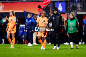 2024-02-28 - Shanice van de Sanden of the Netherlands looks dejected after defeat during the UEFA Women's Nations League, third place football match between Netherlands and Germany on February 28, 2024 at Abe Lenstra Stadion in Heerenveen, Netherlands - FOOTBALL - WOMEN'S NATIONS LEAGUE - 3RD PLACE - NETHERLANDS V GERMANY - UEFA NATIONS LEAGUE - SOCCER