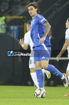 2024-10-14 - Riccardo Calafiori of Italy play the ball during Italy vs Israel, matchday 4 of League A of Uefa Nations League 2025, game at Bluenergy stadium - stadio Friuli in Udine (UD), Italy, on October 14, 2024. - ITALY VS ISRAEL - UEFA NATIONS LEAGUE - SOCCER