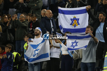 2024-10-14 - Israel fans show their support  during Italy vs Israel, matchday 4 of League A of Uefa Nations League 2025, game at Bluenergy stadium - stadio Friuli in Udine (UD), Italy, on October 14, 2024. - ITALY VS ISRAEL - UEFA NATIONS LEAGUE - SOCCER