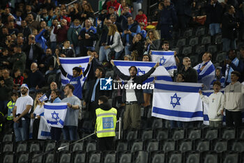 2024-10-14 - Israel fans show their support  during Italy vs Israel, matchday 4 of League A of Uefa Nations League 2025, game at Bluenergy stadium - stadio Friuli in Udine (UD), Italy, on October 14, 2024. - ITALY VS ISRAEL - UEFA NATIONS LEAGUE - SOCCER