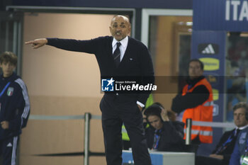 2024-10-14 - Luciano Spalletti Head Coach of Italy gestures during Italy vs Israel, matchday 4 of League A of Uefa Nations League 2025, game at Bluenergy stadium - stadio Friuli in Udine (UD), Italy, on October 14, 2024. - ITALY VS ISRAEL - UEFA NATIONS LEAGUE - SOCCER