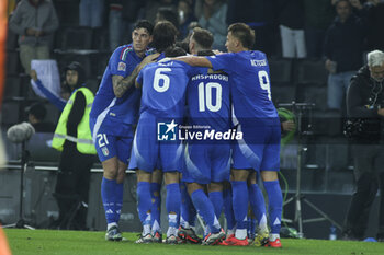 2024-10-14 - Davide Frattesi of Italy celebrates after scoring during Italy vs Israel, matchday 4 of League A of Uefa Nations League 2025, game at Bluenergy stadium - stadio Friuli in Udine (UD), Italy, on October 14, 2024. - ITALY VS ISRAEL - UEFA NATIONS LEAGUE - SOCCER