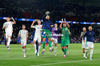 2024-09-06 - Players of Italy celebrates the victory - FRANCE VS ITALY - UEFA NATIONS LEAGUE - SOCCER