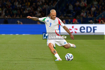 2024-09-06 - Federico Dimarco of Italy - FRANCE VS ITALY - UEFA NATIONS LEAGUE - SOCCER