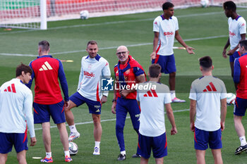 2024-09-04 - Luis de la Fuente during the training session of Spain Team ahead the UEFA Nations League matches against Serbia and Switzerland at Ciudad del Futbol on September 04, 2024, in Las Rozas, Madrid, Spain. Photo Dennis Agyeman / SpainDPPI / DPPI - FOOTBALL - SPAIN TRAINING SESSION - UEFA NATIONS LEAGUE - SOCCER