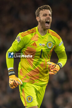 2024-09-05 - GOAL! 2-2 Angus Gunn of Scotland National Team celebrates as Scott McTominay of Scotland during the UEFA Nations League match between Scotland and Poland. The National Stadium, Hampden Park, Glasgow, Scotland. 05/09/2024. Photo Colin Poultney /ProSportsImages / DPPI - FOOTBALL - UEFA NATIONS LEAGUE - SCOTLAND V POLAND - UEFA NATIONS LEAGUE - SOCCER