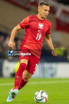 2024-09-05 - Przemysław Frankowski of Poland during the UEFA Nations League match between Scotland and Poland. The National Stadium, Hampden Park, Glasgow, Scotland. 05/09/2024. Photo Colin Poultney /ProSportsImages / DPPI - FOOTBALL - UEFA NATIONS LEAGUE - SCOTLAND V POLAND - UEFA NATIONS LEAGUE - SOCCER