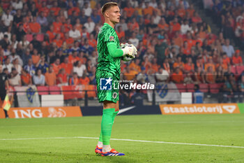 2024-09-07 - Bart Verbruggen of Netherlands during the UEFA Nations League match between Netherlands and Bosnia & Herzegovina at Philips Stadion on September 7, 2024 in Eindhoven, Netherlands - FOOTBALL - NATIONS LEAGUE - NETHERLANDS V BOSNIA - UEFA NATIONS LEAGUE - SOCCER