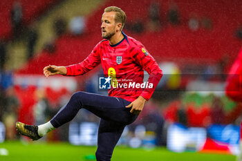 2024-09-10 - Harry Kane (9) of England wears his golden boots during the UEFA Nations League match between England and Finland at Wembley Stadium, London, England on 10 September 2024. Photo Nigel Keene/ProSportsImages / DPPI - FOOTBALL - NATIONS LEAGUE - ENGLAND V FINLAND - UEFA NATIONS LEAGUE - SOCCER