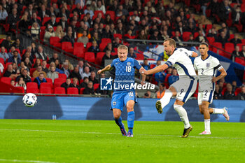 2024-09-10 - Harry Kane (9) of England shoots towards the goal during the UEFA Nations League match between England and Finland at Wembley Stadium, London, England on 10 September 2024. Photo Nigel Keene/ProSportsImages / DPPI - FOOTBALL - NATIONS LEAGUE - ENGLAND V FINLAND - UEFA NATIONS LEAGUE - SOCCER