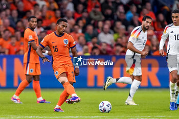 2024-09-10 - Quinten Timber of Netherlands passes the ball during the UEFA Nations League 2024/2025 League A Group 3 match between Netherlands and Germany at Johan Cruijff ArenA on September 10, 2024 in Amsterdam, Netherlands. Photo Andre Weening/ Orange Pictures / DPPI - FOOTBALL - NATIONS LEAGUE - NETHERLANDS V GERMANY - UEFA NATIONS LEAGUE - SOCCER