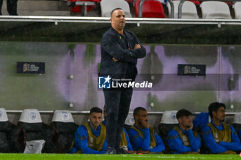 2024-10-10 - Head coach Ben Simon (Israel) during the UEFA Nations League match between Israel vs. France on 10th October 2024 at the Bozsik Arena stadium in Budapest, Hungary - ISRAEL VS FRANCE - UEFA NATIONS LEAGUE - SOCCER