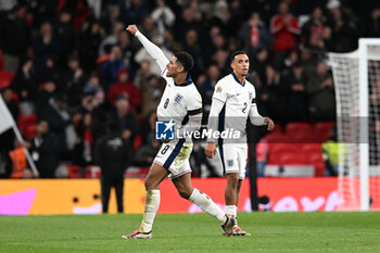 2024-10-10 - Jude Bellingham (8) of England celebrates scoring the equalising goal 1-1 during the UEFA Nations League, League B, Group B2 football match between England and Greece on 10 October 2024 at Wembley Stadium in London, England - FOOTBALL - UEFA NATIONS LEAGUE - ENGLAND V GREECE - UEFA NATIONS LEAGUE - SOCCER