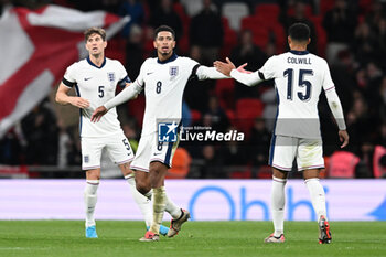 2024-10-10 - Jude Bellingham (8) of England celebrates scoring the equalising goal 1-1 during the UEFA Nations League, League B, Group B2 football match between England and Greece on 10 October 2024 at Wembley Stadium in London, England - FOOTBALL - UEFA NATIONS LEAGUE - ENGLAND V GREECE - UEFA NATIONS LEAGUE - SOCCER