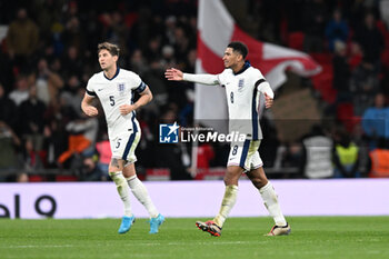 2024-10-10 - Jude Bellingham (8) of England celebrates scoring the equalising goal 1-1 during the UEFA Nations League, League B, Group B2 football match between England and Greece on 10 October 2024 at Wembley Stadium in London, England - FOOTBALL - UEFA NATIONS LEAGUE - ENGLAND V GREECE - UEFA NATIONS LEAGUE - SOCCER