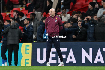 2024-10-10 - England interim manager Lee Carsley during the UEFA Nations League, League B, Group B2 football match between England and Greece on 10 October 2024 at Wembley Stadium in London, England - FOOTBALL - UEFA NATIONS LEAGUE - ENGLAND V GREECE - UEFA NATIONS LEAGUE - SOCCER