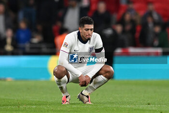 2024-10-10 - Jude Bellingham (8) of England looks dejected at full time after Greece won 1-2 during the UEFA Nations League, League B, Group B2 football match between England and Greece on 10 October 2024 at Wembley Stadium in London, England - FOOTBALL - UEFA NATIONS LEAGUE - ENGLAND V GREECE - UEFA NATIONS LEAGUE - SOCCER