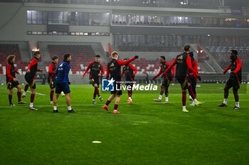 2024-11-17 - Belgium team on warm up during the UEFA Nations League match between Israel vs. Belgium on 17th November 2024 at the Bozsik Arena stadium in Budapest, Hungary - ISRAEL VS BELGIUM - UEFA NATIONS LEAGUE - SOCCER